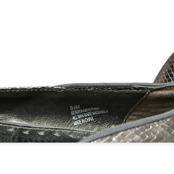 Libby Edelman Kendra Snake Print Pewter Peep Toe Bow Flats Women’s 8.5 Slip On - Picture 4 of 10